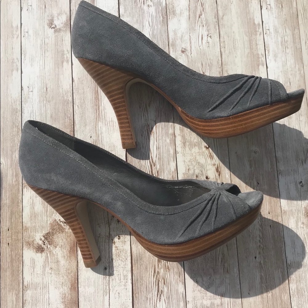 Steve Madden | suede grey peeptoe heels | Sz 10